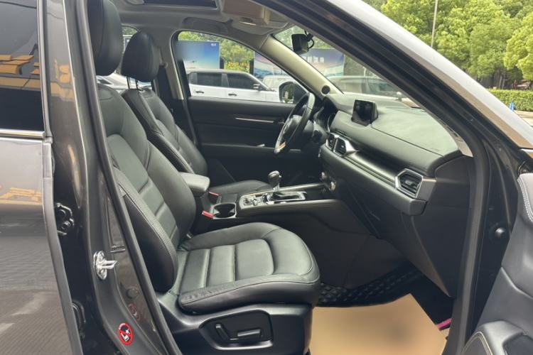 Used Mazda CX-5 2019 Cloud-Controlled Version 2.5L Automatic 4x4 Flagship Model China VI Standard Interior 6