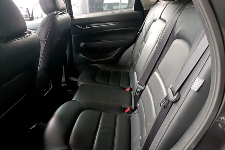 Used Mazda CX-5 2019 Cloud-Controlled Version 2.0L Automatic 2WD Smart Enjoyment Model China VI Standard Left Rear Seat