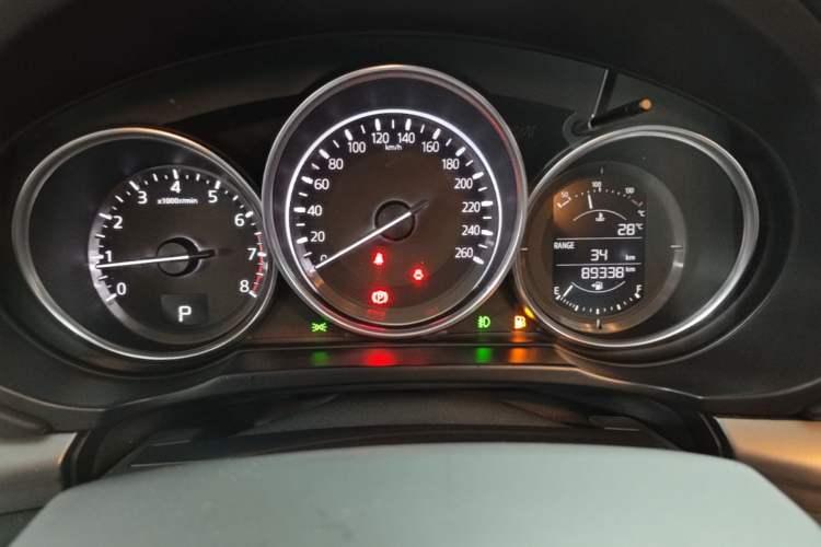 Used Mazda CX-5 2019 Cloud-Controlled Version 2.0L Automatic 2WD Smart Style China V Standard Odometer Close Up