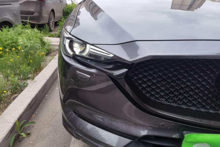 Used Mazda CX-5 2019 Cloud-Controlled Version 2.5L Automatic 4x4 Flagship Model China VI Standard Right Front Headlight