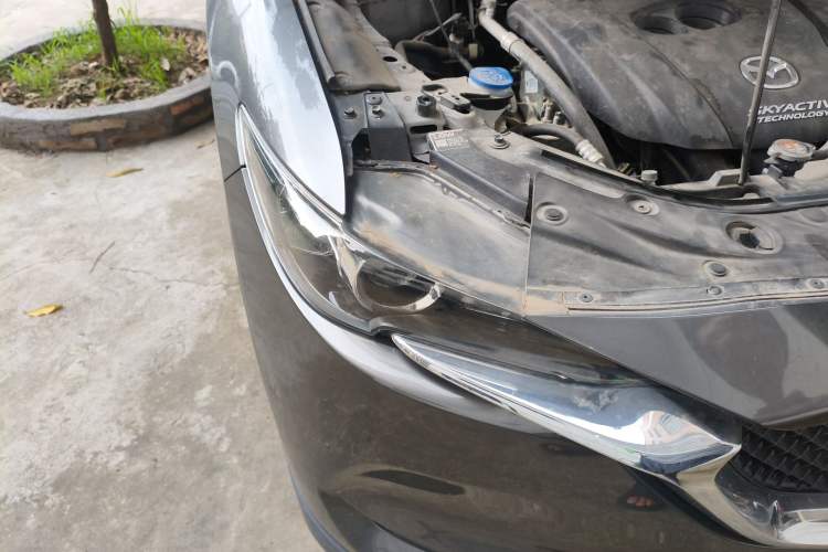 Used Mazda CX-5 2019 Cloud-Controlled Version 2.0L Automatic Two-Wheel Drive Comfort Model China VI Standard Right Front Headlight