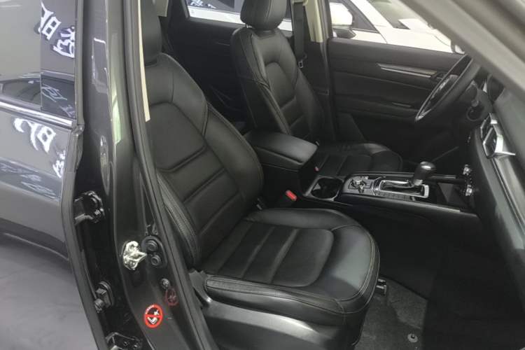 Used Mazda CX-5 2019 Cloud-Controlled Version 2.0L Automatic 2WD Smart Enjoyment Model China V Standard Right Front Seat