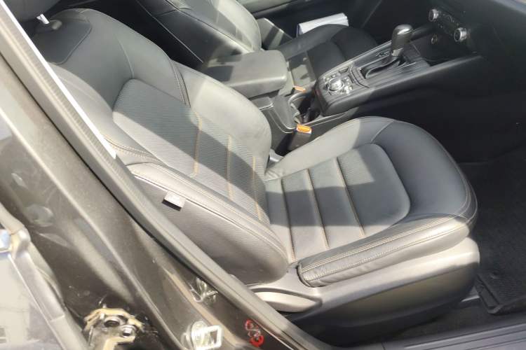 Used Mazda CX-5 2019 Cloud-Controlled Version 2.0L Automatic 2WD Smart Enjoyment Model China VI Standard Right Front Seat