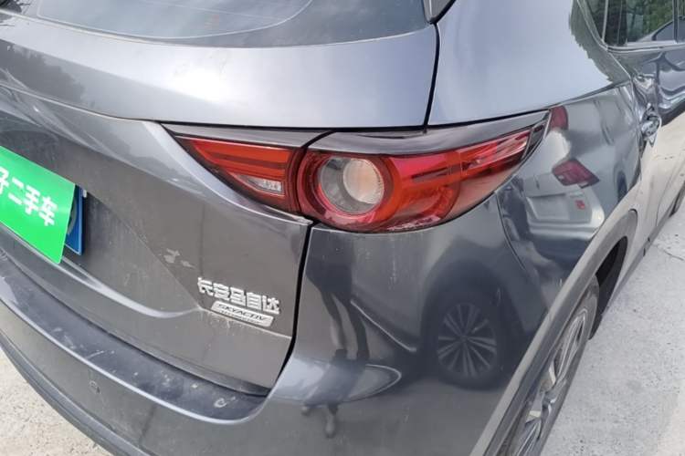 Used Mazda CX-5 2019 Cloud-Controlled Version 2.5L Automatic Two-Wheel Drive Prestige Model China V Standard Right Rear Taillight