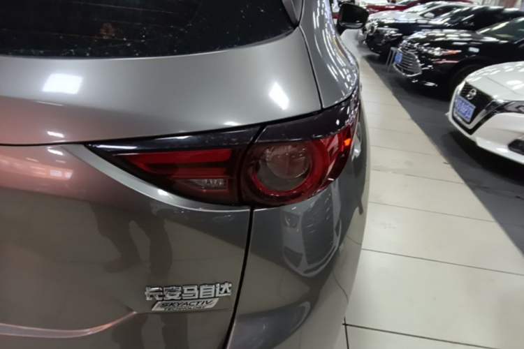 Used Mazda CX-5 2019 Cloud-Controlled Version 2.5L Automatic 4x4 Flagship Model China VI Standard Right Rear Taillight