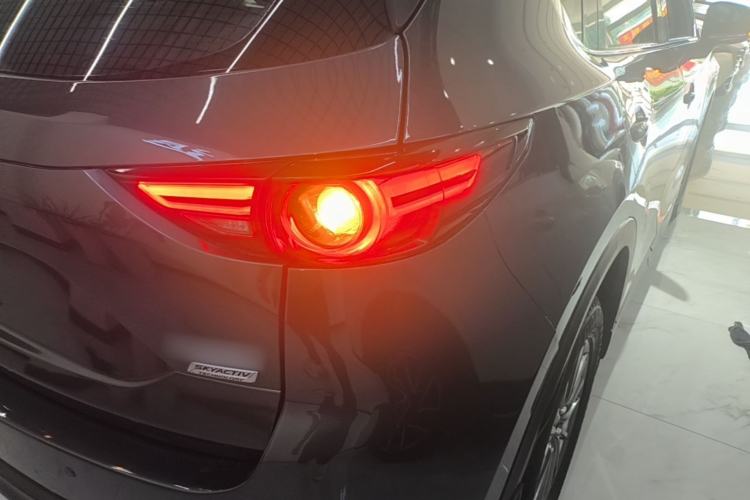 Used Mazda CX-5 2019 Cloud-Controlled Version 2.0L Automatic 2WD Smart Enjoyment Model China V Standard Right Rear Taillight