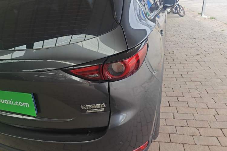 Used Mazda CX-5 2019 Cloud-Controlled Version 2.0L Automatic 2WD Smart Enjoyment Model China VI Standard Right Rear Taillight