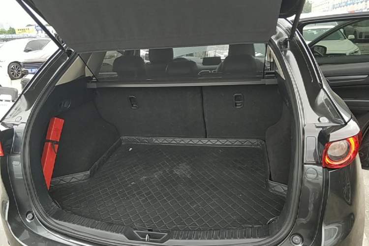 Used Mazda CX-5 2019 CloudControl Version 2.0L Automatic 2WD Smart Style China VI Standard Trunk