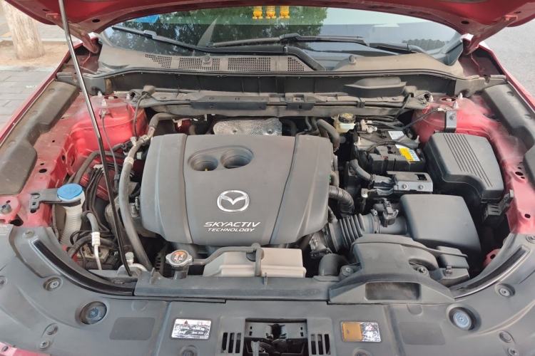 Used Mazda CX-5 2019 Cloud-Controlled Version 2.0L Automatic 2WD Smart Enjoyment Model China VI Standard Engine Bay