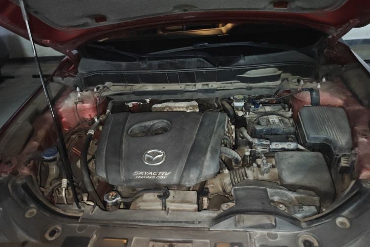 Used Mazda CX-5 2019 Cloud-Controlled Version 2.0L Automatic 2WD Smart Enjoyment Model China VI Standard Engine Bay