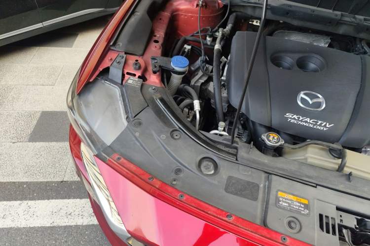 Used Mazda CX-5 2019 Cloud-Controlled Version 2.0L Automatic 2WD Smart Enjoyment Model China VI Standard Engine Bay Right