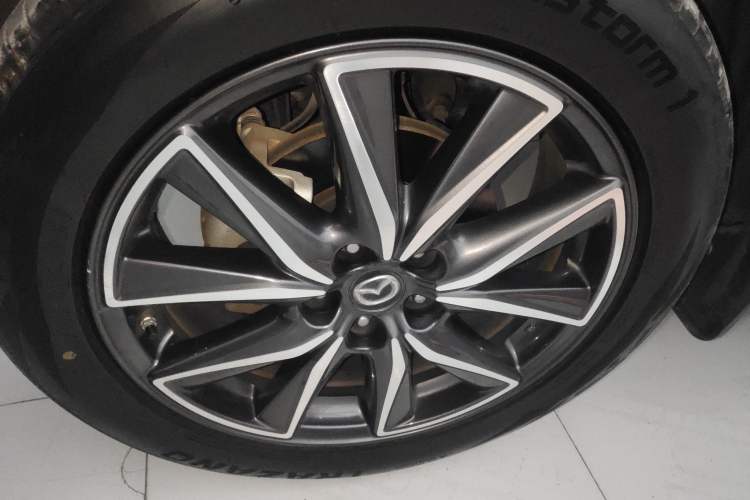 Used Mazda CX-5 2019 Cloud-Controlled Version 2.5L Automatic Two-Wheel Drive Prestige Model China V Standard Left Front Wheel Hub