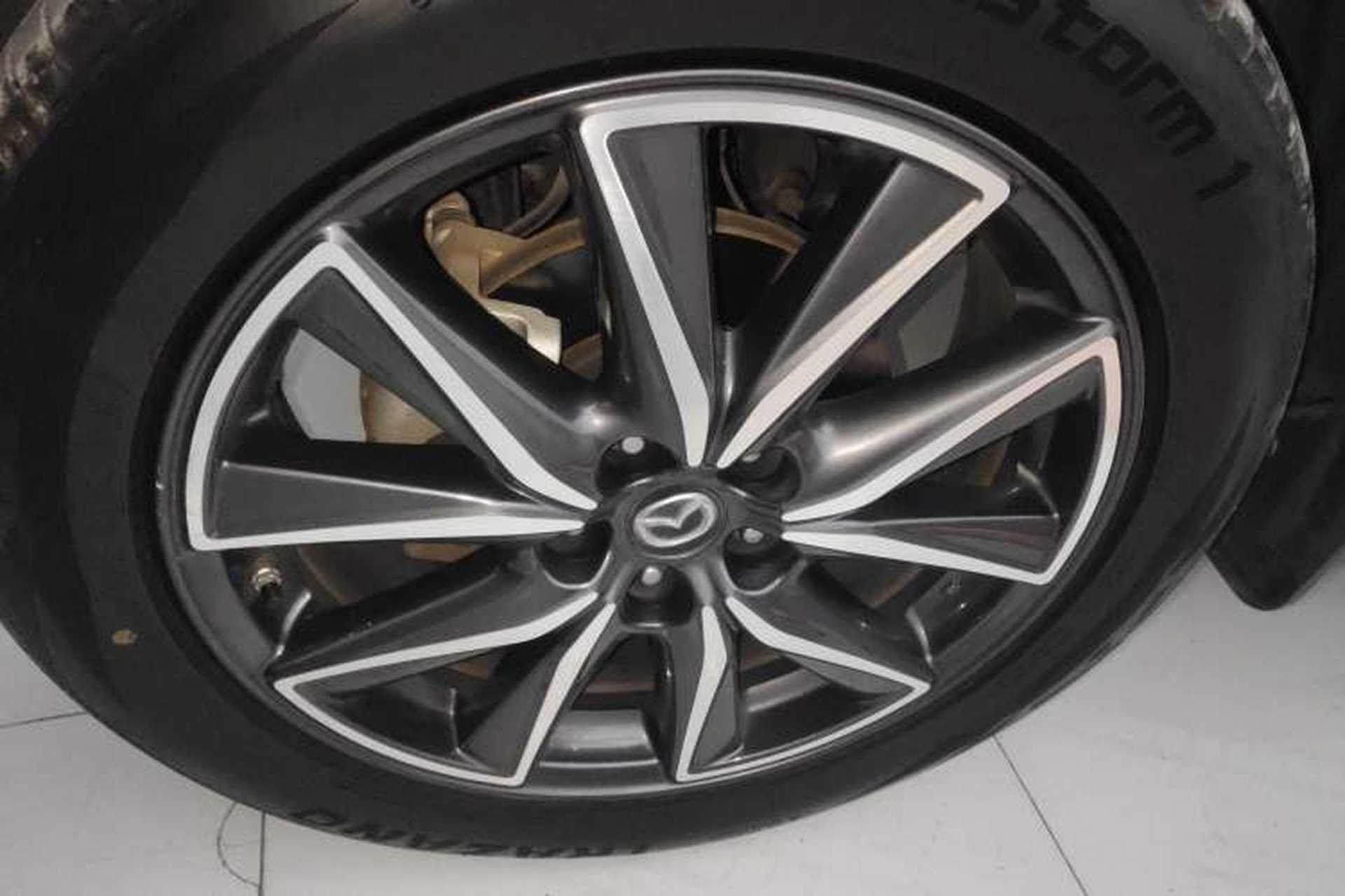 Used Mazda CX-5 2019 Cloud-Controlled Version 2.5L Automatic Two-Wheel Drive Prestige Model China V Standard Left Front Wheel Hub