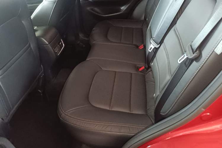 Used Mazda CX-5 2019 Cloud-Controlled Version 2.0L Automatic 2WD Smart Enjoyment Model China V Standard Left Rear Seat
