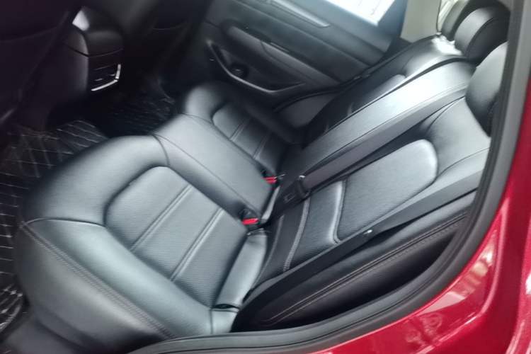 Used Mazda CX-5 2019 Cloud-Controlled Version 2.0L Automatic Two-Wheel Drive Comfort Model China VI Standard Left Rear Seat