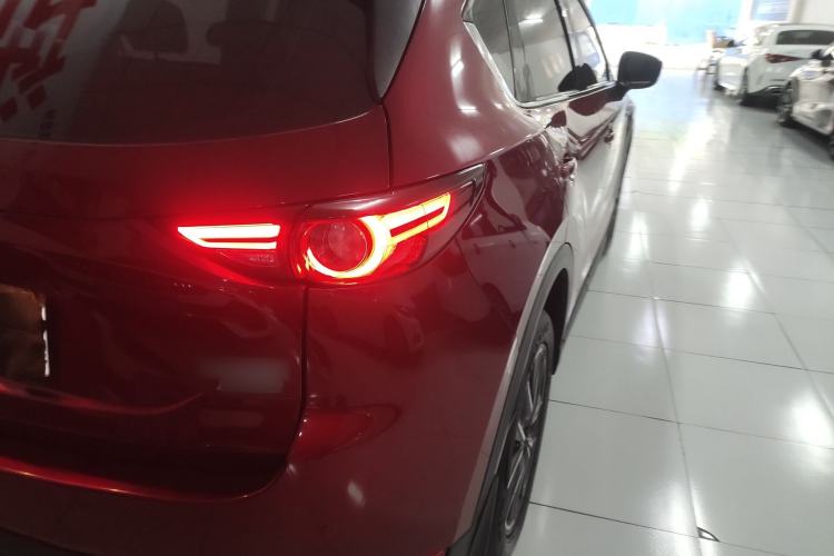 Used Mazda CX-5 2019 Cloud-Controlled Version 2.5L Automatic Two-Wheel Drive Prestige Model China V Standard Right Rear Taillight