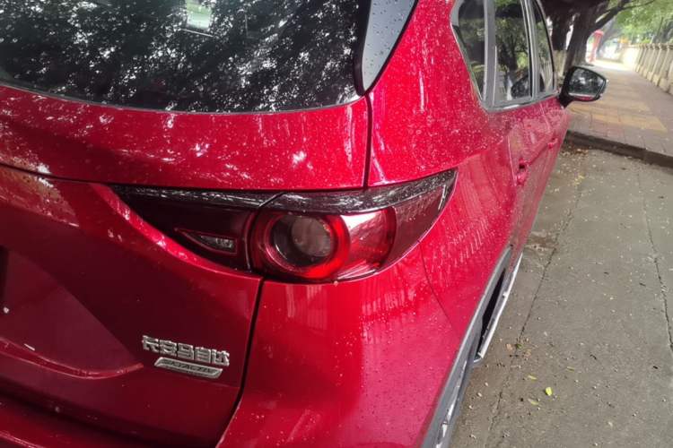 Used Mazda CX-5 2019 Cloud-Controlled Version 2.0L Automatic Two-Wheel Drive Comfort Model China VI Standard Right Rear Taillight