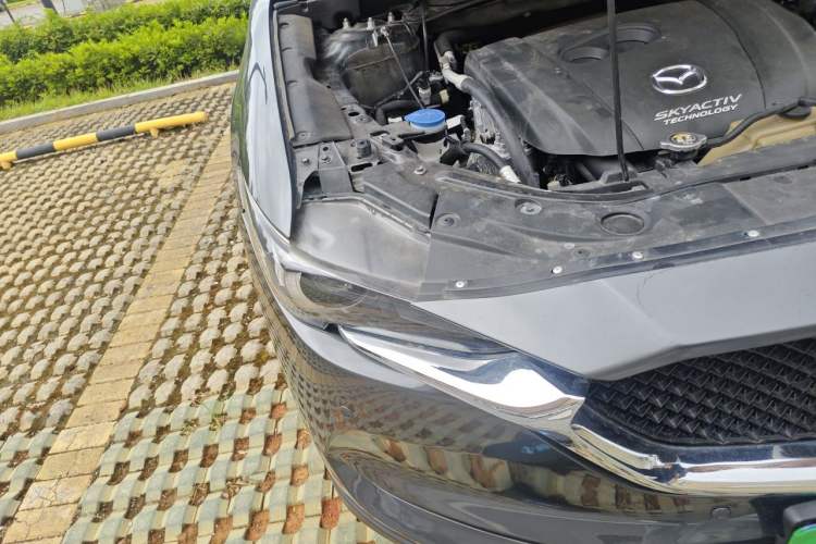 Used Mazda CX-5 2019 Cloud-Controlled Version 2.5L Automatic 4x4 ZhiZun Model China V Standard Right Front Headlight