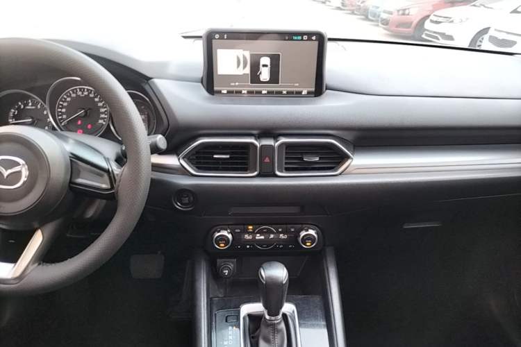 Used Mazda CX-5 2019 Cloud-Control Edition 2.0L Automatic 2WD Comfort Model China V Standard Audio And AC Panel