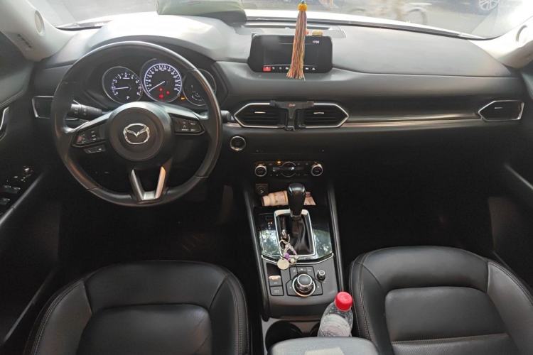 Used Mazda CX-5 2019 Cloud-Controlled Version 2.0L Automatic 2WD Smart Enjoyment Model China VI Standard Center Console