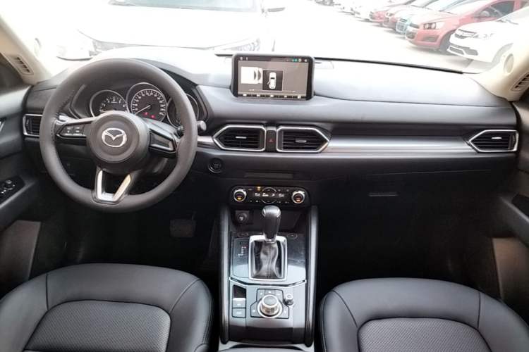Used Mazda CX-5 2019 Cloud-Control Edition 2.0L Automatic 2WD Comfort Model China V Standard Center Console