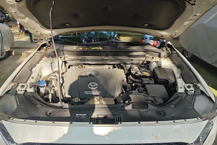 Used Mazda CX-5 2019 Cloud-Controlled Version 2.0L Automatic 2WD Smart Enjoyment Model China VI Standard Engine Bay