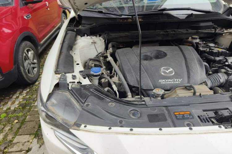 Used Mazda CX-5 2019 Cloud-Controlled Version 2.0L Automatic 2WD Smart Style China V Standard Engine Bay Right