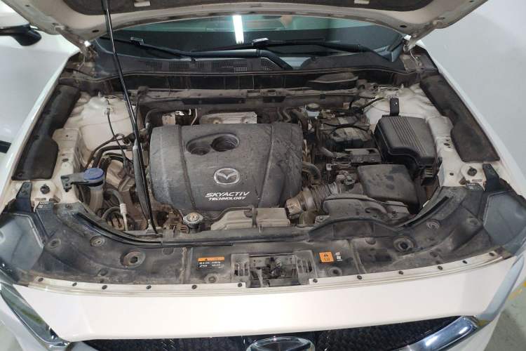 Used Mazda CX-5 2019 Cloud-Controlled Version 2.0L Automatic 2WD Smart Style China V Standard Engine Bay
