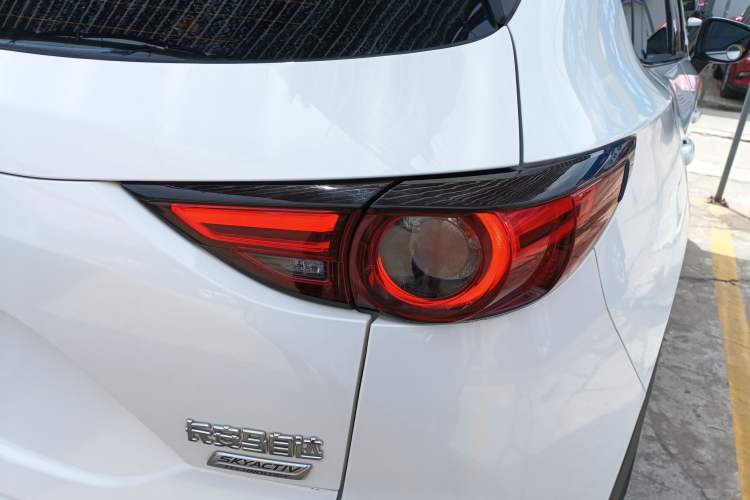 Used Mazda CX-5 2019 Cloud-Controlled Version 2.5L Automatic Two-Wheel Drive Luxury Trim China VI Standard Exterior 3
