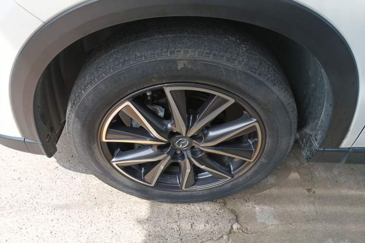 Used Mazda CX-5 2019 Cloud-Controlled Version 2.5L Automatic Two-Wheel Drive Luxury Trim China VI Standard Exterior 4