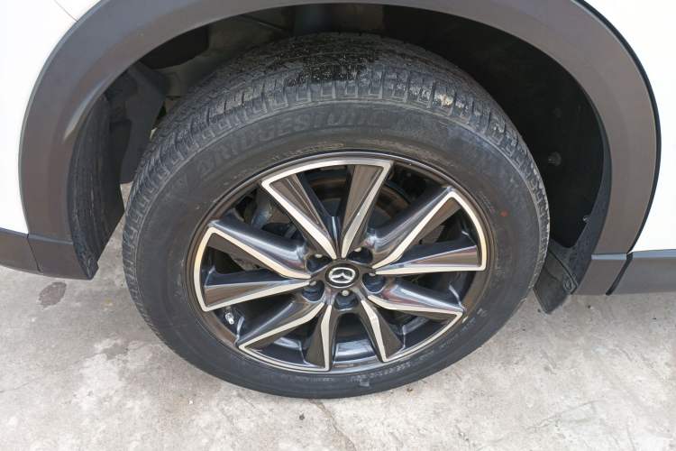 Used Mazda CX-5 2019 Cloud-Controlled Version 2.5L Automatic Two-Wheel Drive Luxury Trim China VI Standard Exterior 5