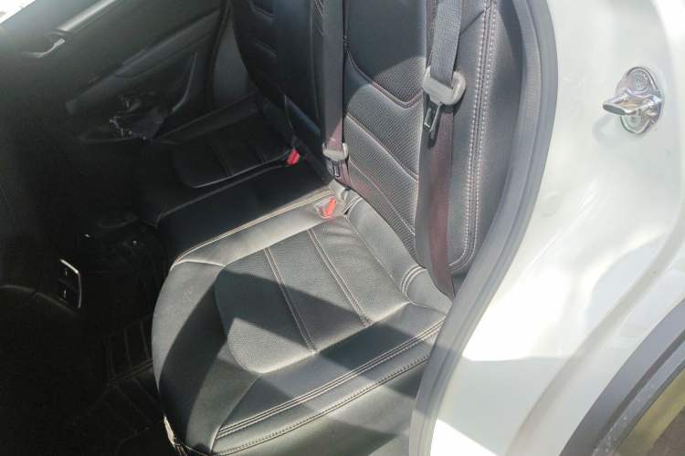 Used Mazda CX-5 2019 Cloud-Controlled Version 2.0L Automatic 2WD Smart Style China V Standard Left Rear Seat