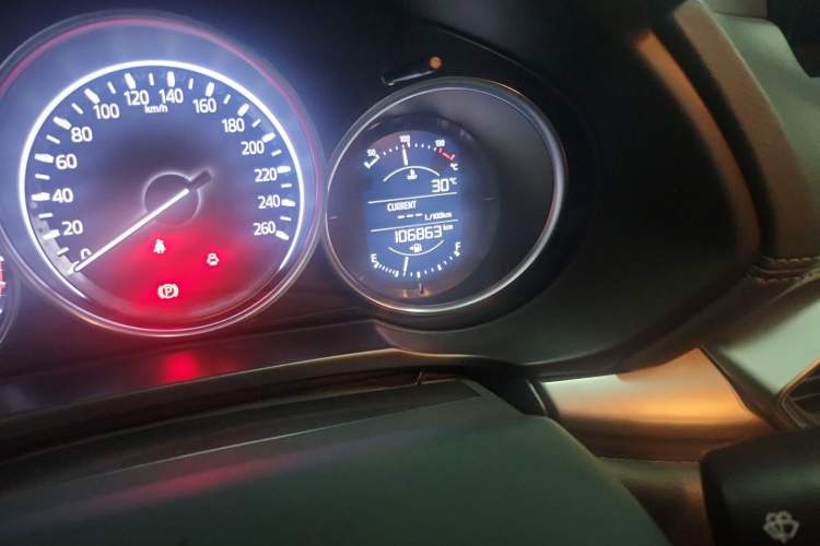 Used Mazda CX-5 2019 Cloud-Controlled Version 2.0L Automatic 2WD Smart Style China V Standard Odometer Close Up