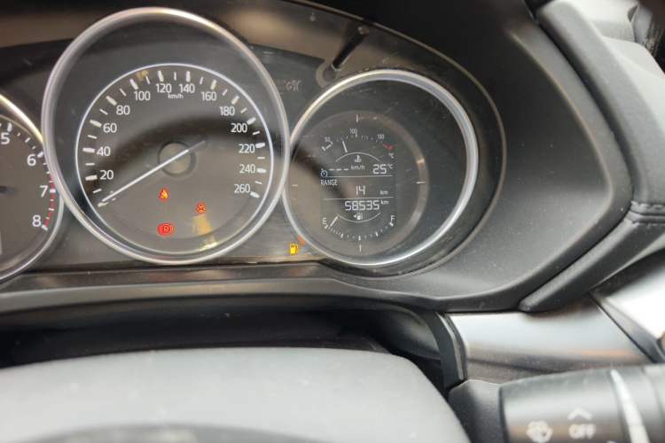 Used Mazda CX-5 2019 Cloud-Controlled Version 2.0L Automatic 2WD Smart Style China V Standard Odometer Close Up