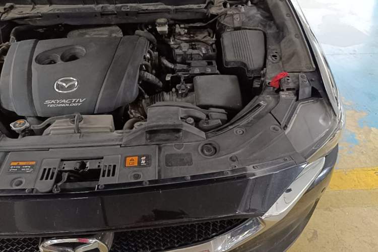 Used Mazda CX-5 2020 2.0L Automatic Two-Wheel Drive ZhiZun Version Engine Bay Left