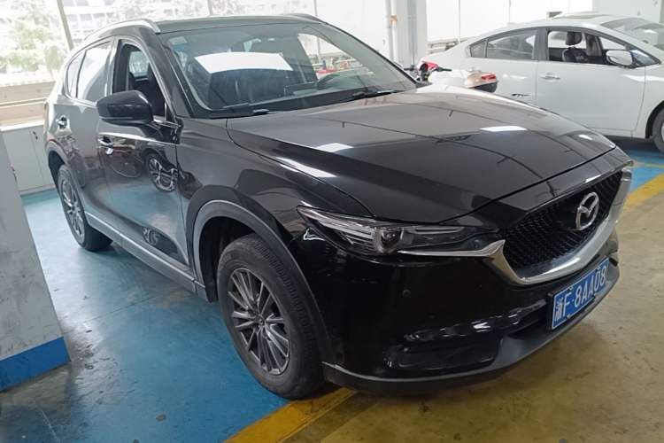 Used Mazda CX-5 2020 2.0L Automatic Two-Wheel Drive ZhiZun Version Front Right 45 Deg