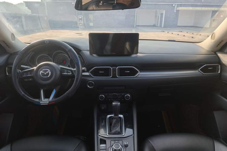 Used Mazda CX-5 2020 2.5L Automatic Two-Wheel Drive Smart Version Interior 1