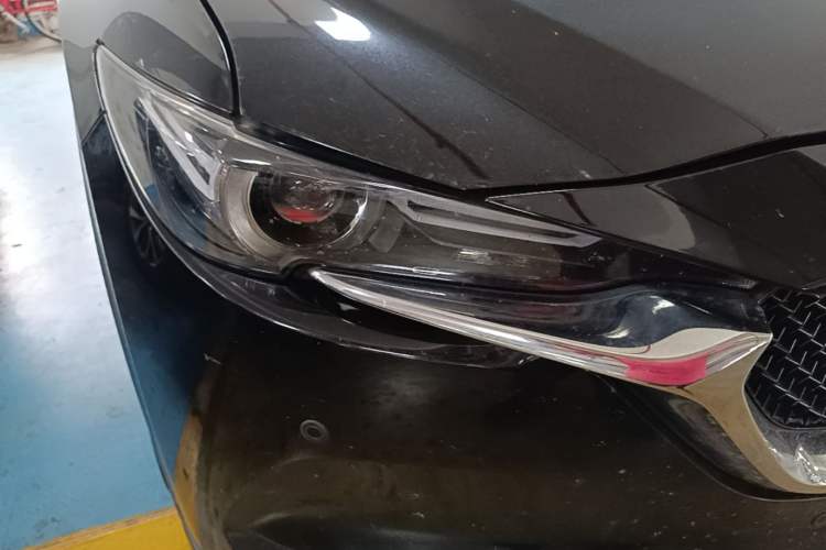 Used Mazda CX-5 2020 2.0L Automatic Two-Wheel Drive ZhiZun Version Right Front Headlight