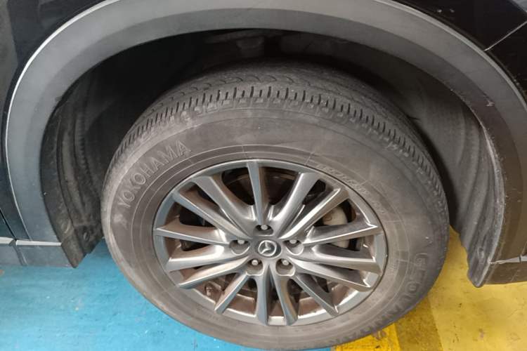 Used Mazda CX-5 2020 2.0L Automatic Two-Wheel Drive ZhiZun Version Right Front Wheel Hub