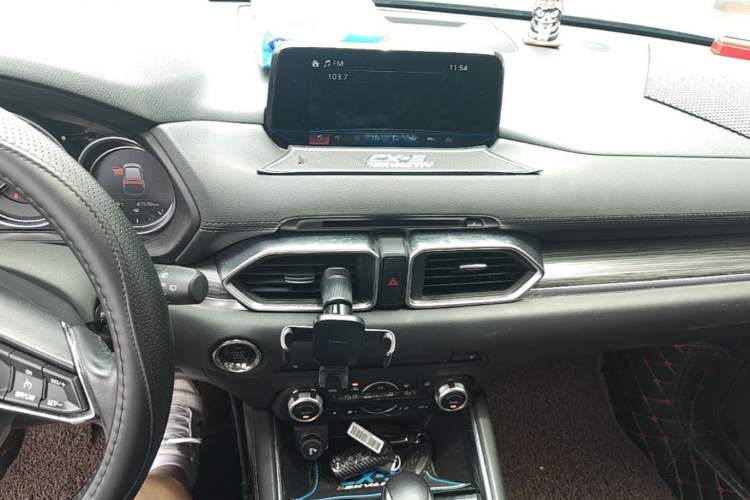Used Mazda CX-5 2020 2.5L Automatic Two-Wheel Drive ZhiZun Version Audio And AC Panel