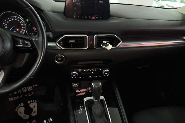 Used Mazda CX-5 2020 Revised Version 2.0L Automatic Two-Wheel Drive Smart Type Audio And AC Panel
