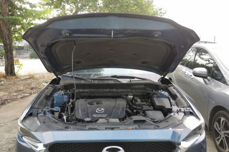 Used Mazda CX-5 2020 Revised Version 2.0L Automatic Two-Wheel Drive ZhiZun Trim Engine Bay