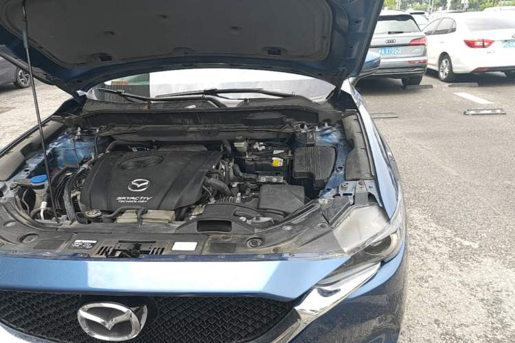 Used Mazda CX-5 2020 2.5L Automatic Two-Wheel Drive ZhiZun Version Engine Bay Left