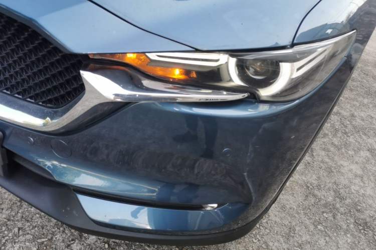 Used Mazda CX-5 2020 Revised Version 2.0L Automatic Two-Wheel Drive ZhiZun Trim Left Front Headlight