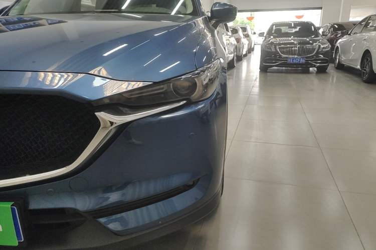 Used Mazda CX-5 2020 Revised Version 2.0L Automatic Two-Wheel Drive ZhiZun Trim Left Front Headlight