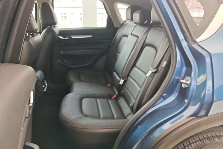 Used Mazda CX-5 2020 2.5L Automatic Two-Wheel Drive ZhiZun Version Left Rear Seat