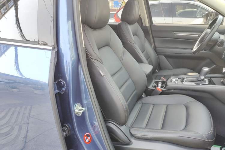 Used Mazda CX-5 2020 Revised Version 2.0L Automatic Two-Wheel Drive ZhiZun Trim Right Front Seat