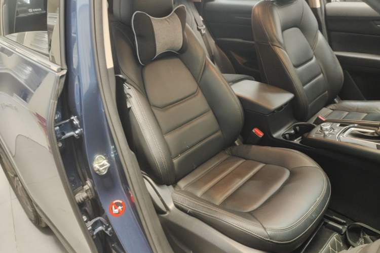 Used Mazda CX-5 2020 Revised Version 2.0L Automatic Two-Wheel Drive ZhiZun Trim Right Front Seat