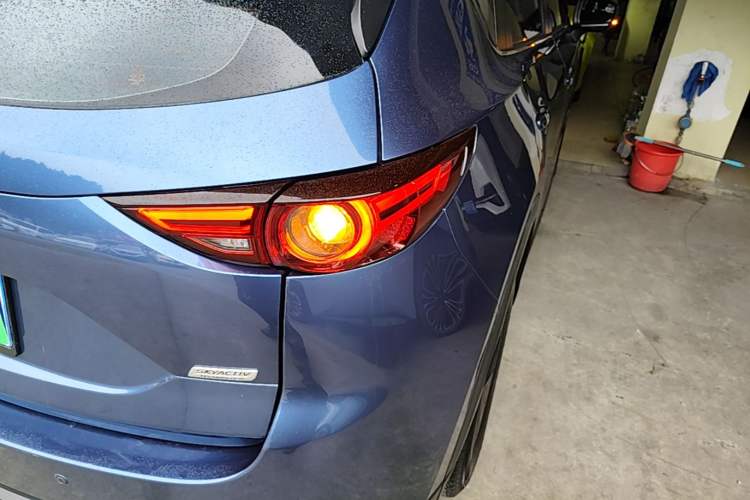 Used Mazda CX-5 2020 Revised Version 2.0L Automatic Two-Wheel Drive Smart Type Right Rear Taillight