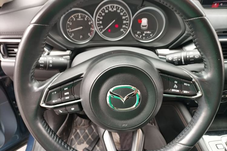 Used Mazda CX-5 2020 2.5L Automatic Two-Wheel Drive ZhiZun Version Steering Wheel